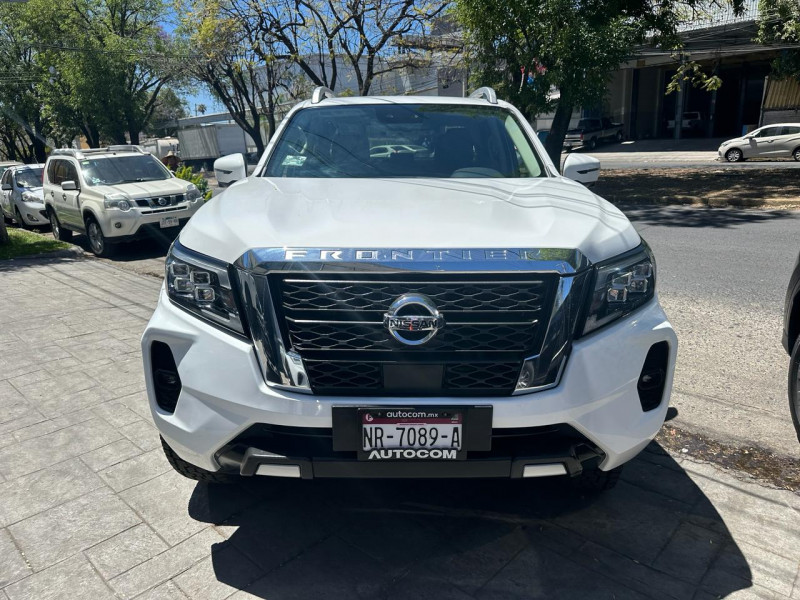 Nissan Frontier LE PLATINUM DIESEL 2021