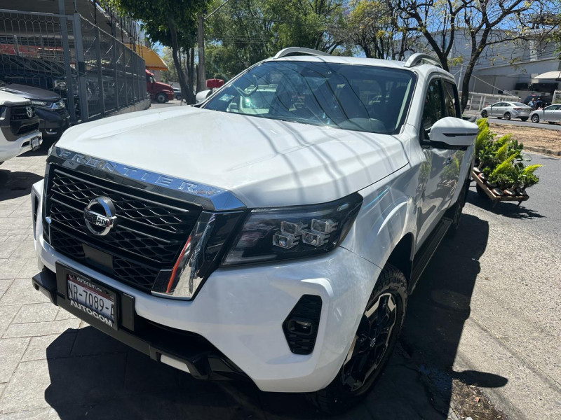 Nissan Frontier LE PLATINUM DIESEL 2021