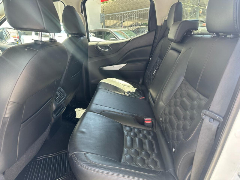 Nissan Frontier LE PLATINUM DIESEL 2021
