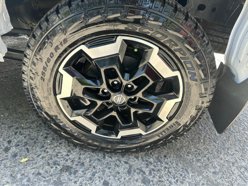 Nissan Frontier LE PLATINUM DIESEL 2021