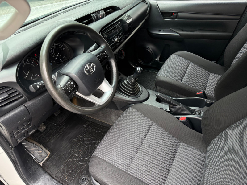 Toyota Hilux SR 2020