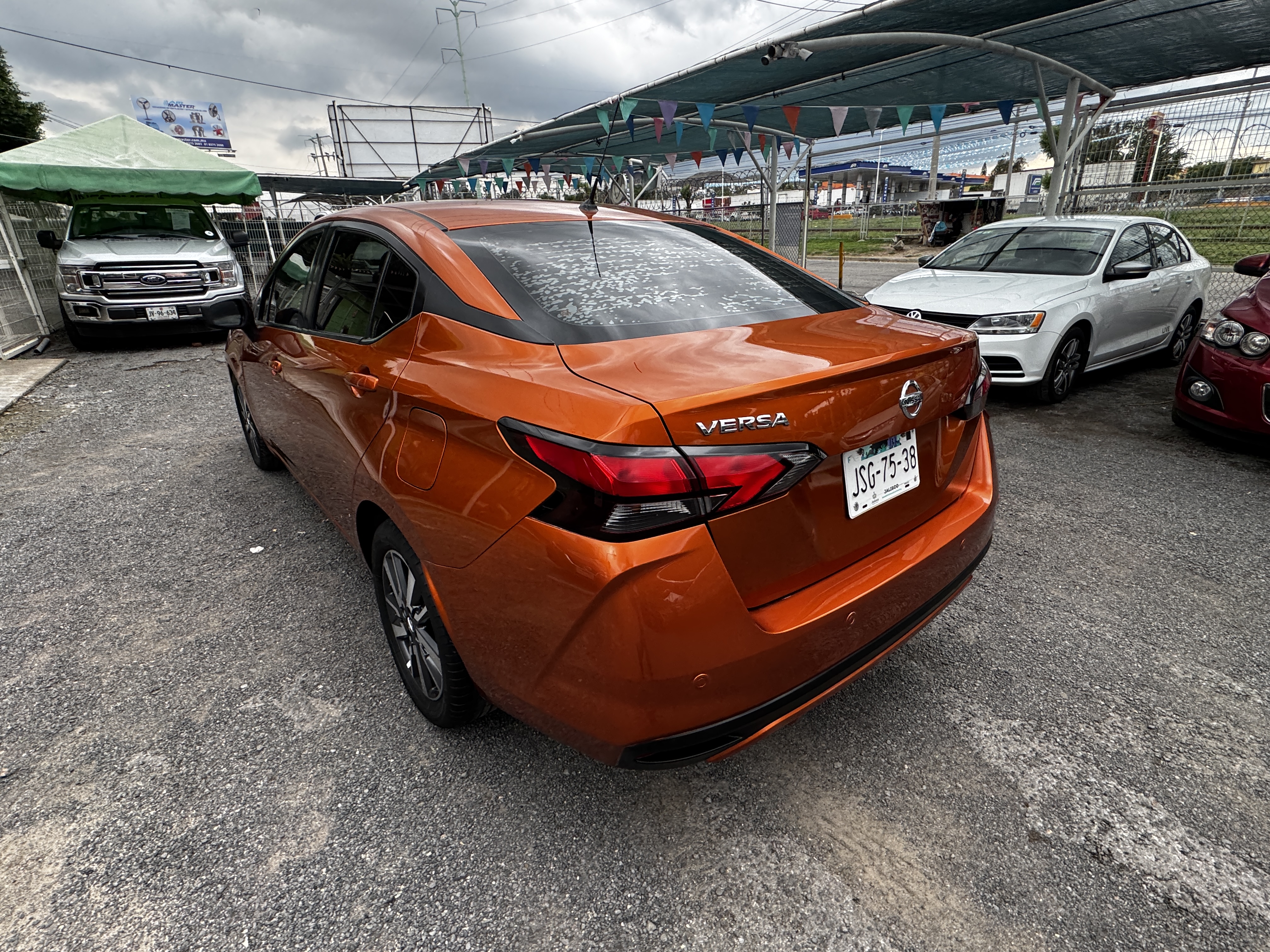 Nissan Versa Advance 2021