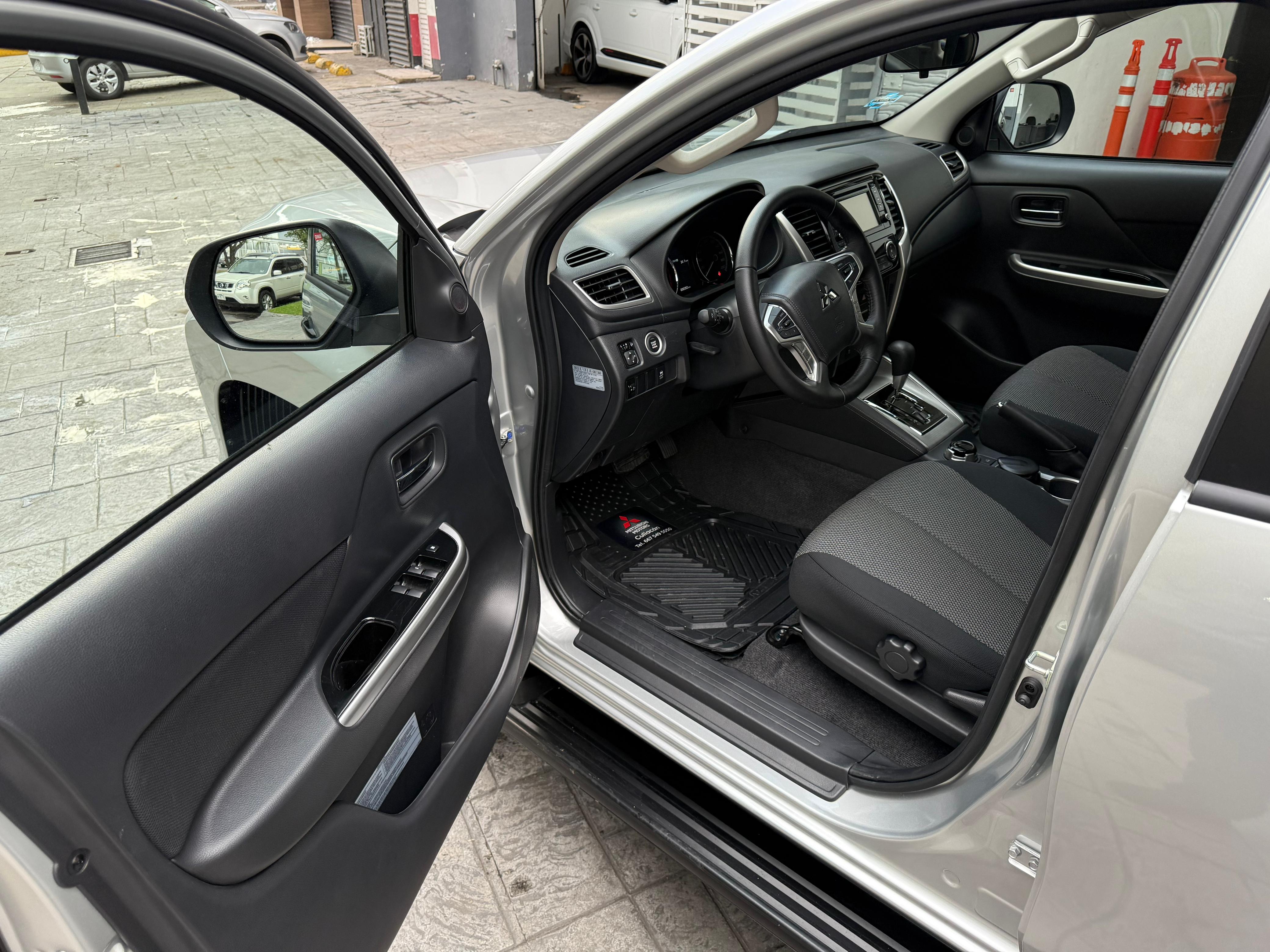 Mitsubishi L200 gls disel 2024