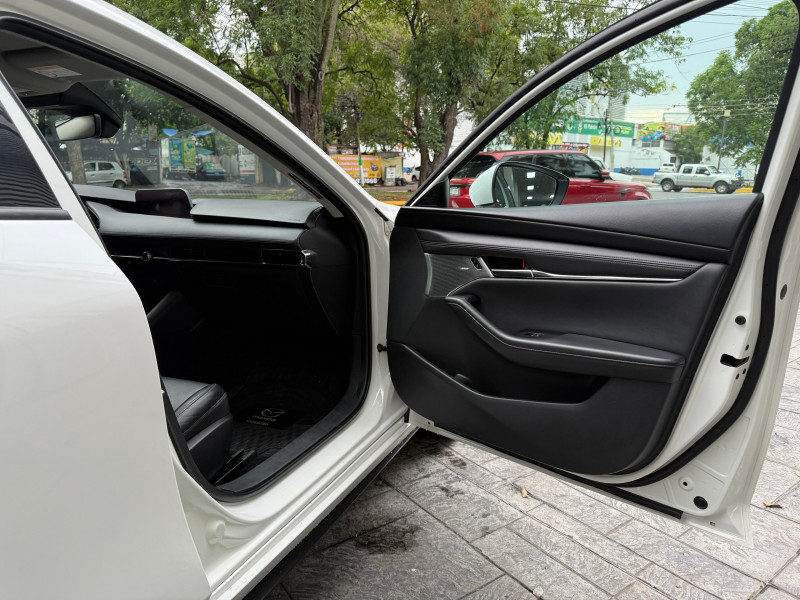 Mazda Mazda 3 i Grand Touring 2019