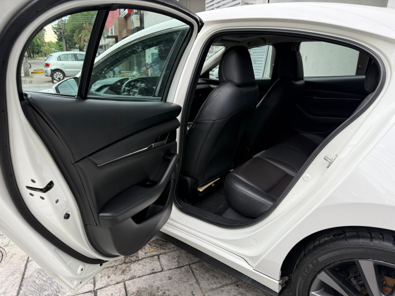 Mazda Mazda 3 i Grand Touring 2019