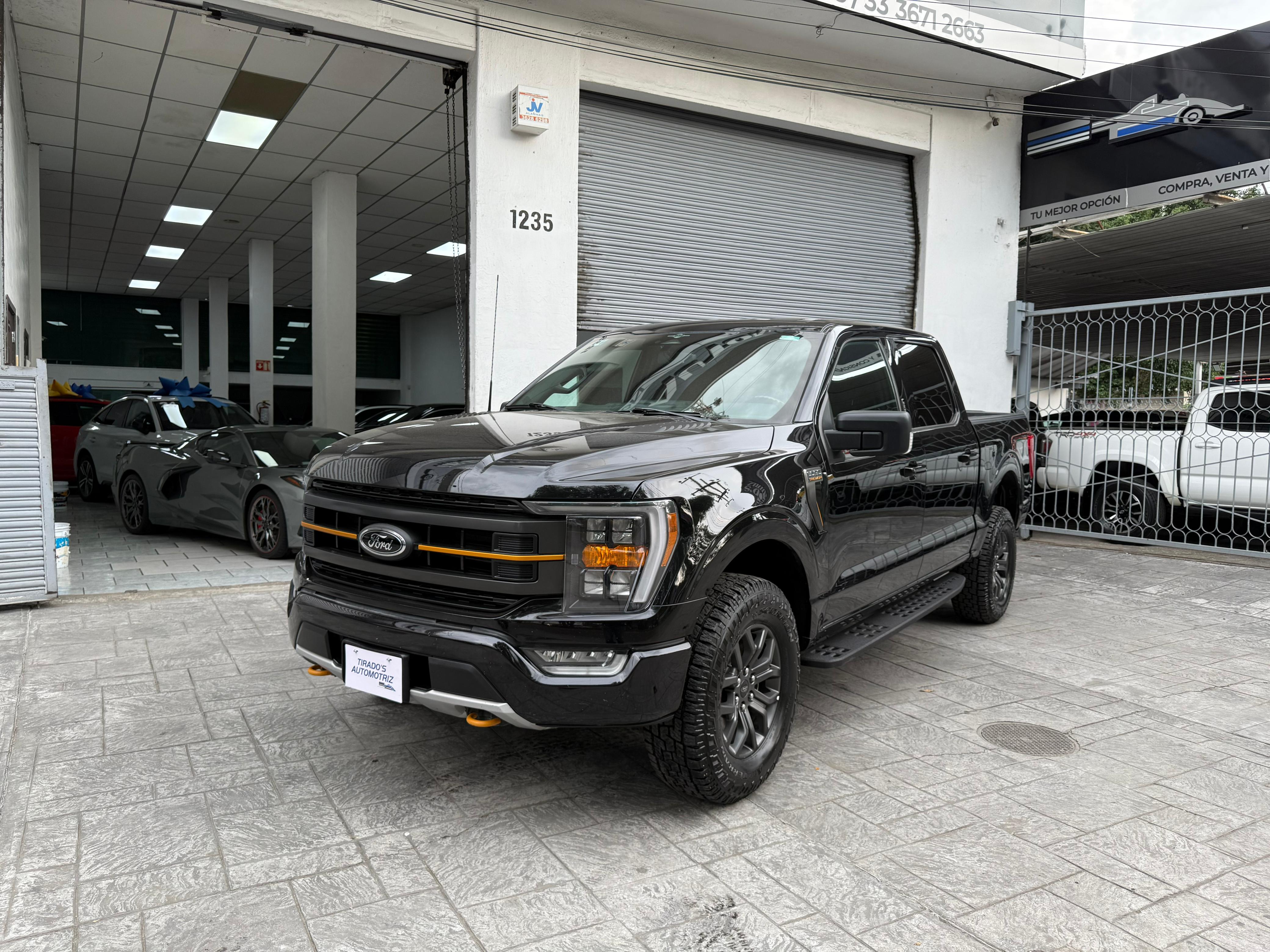 Ford Lobo Crew Cab Tremor High Ecoboost 2023