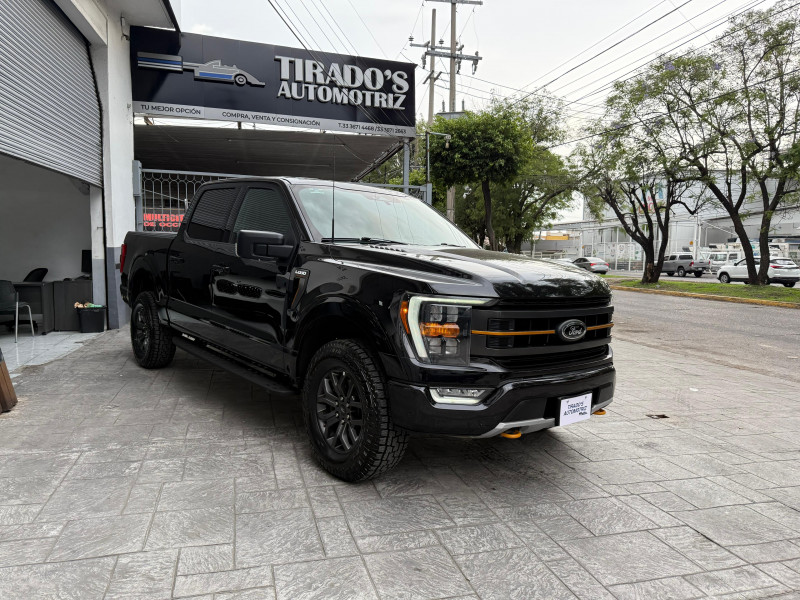 Ford Lobo Crew Cab Tremor High Ecoboost 2023