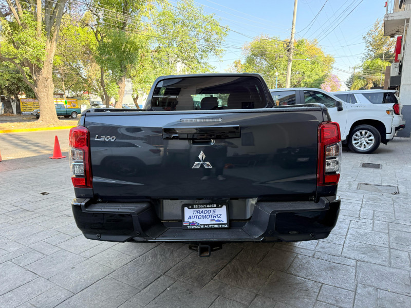 Mitsubishi L200 2.4 GLS DSL 4X4 At 2023