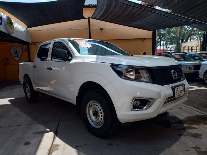 Nissan Np300 TM AC 2020