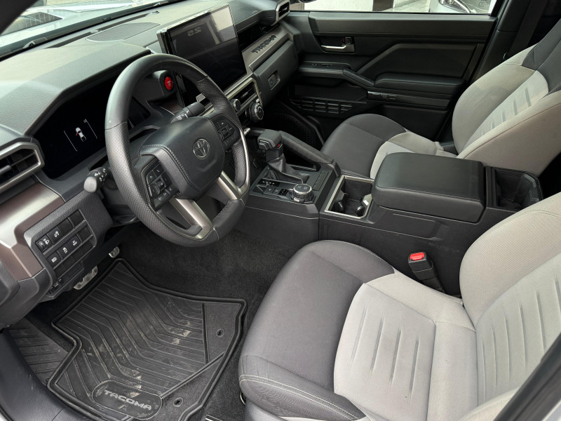 Toyota Tacoma trd 4x4 2024