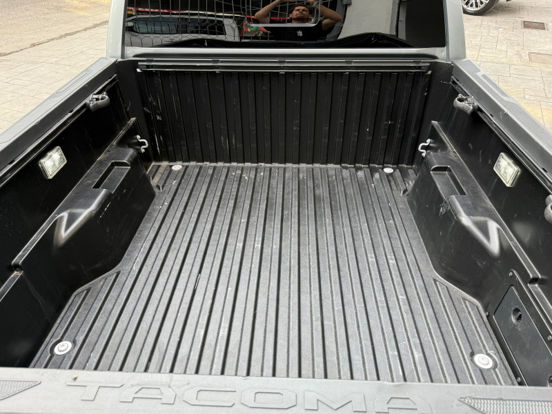 Toyota Tacoma trd 4x4 2024