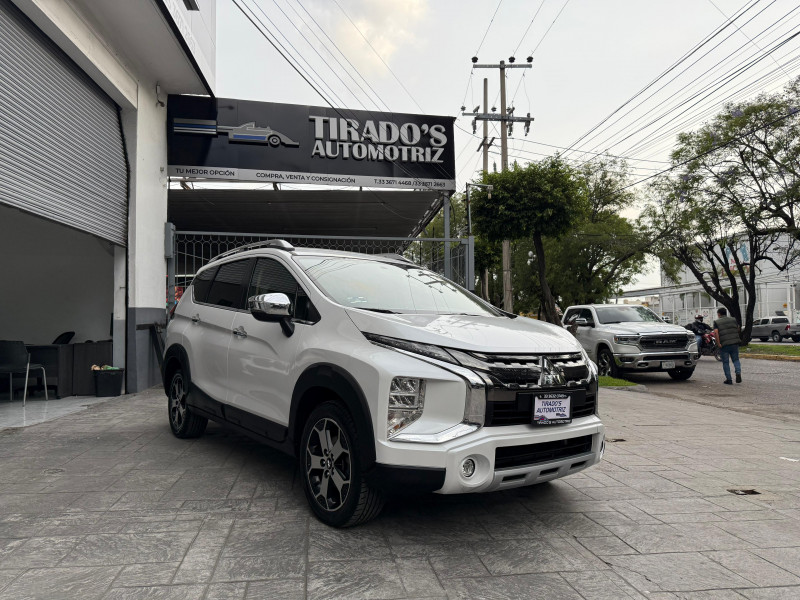 Mitsubishi Xpander Cross 2023