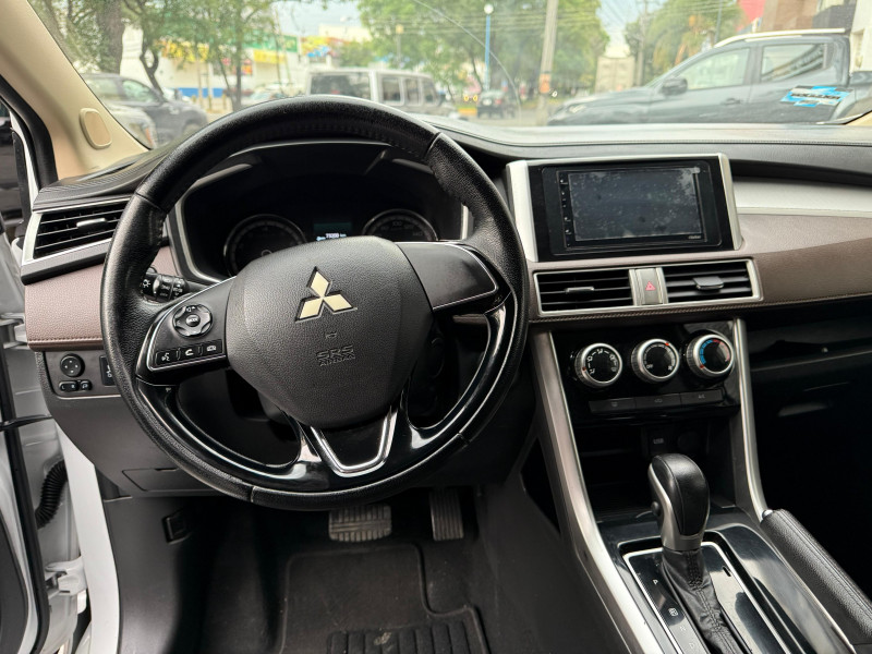 Mitsubishi Xpander Cross 2023