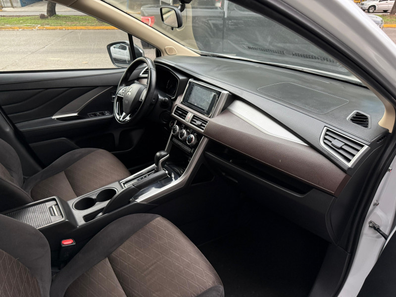 Mitsubishi Xpander Cross 2023