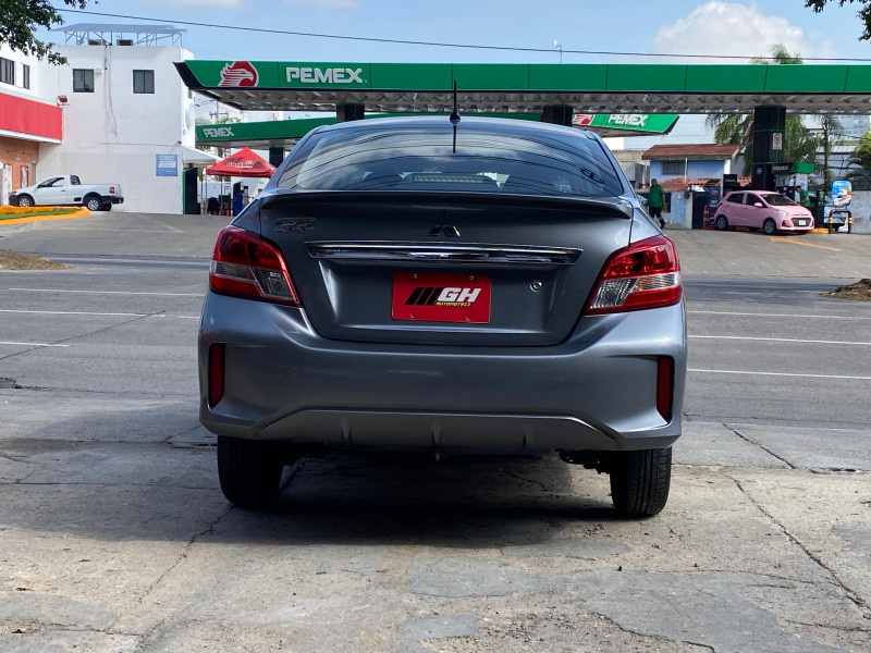 Mitsubishi Mirage G4 GLX 2023