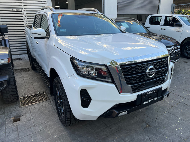 Nissan Frontier LE PLATINIUL DIESEL 4X4 2021