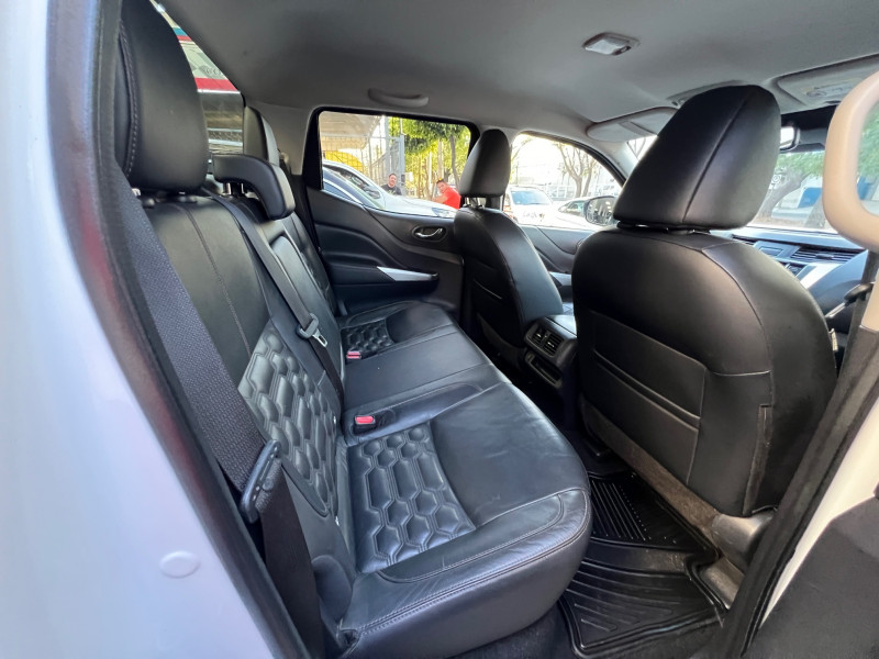 Nissan Frontier LE PLATINIUL DIESEL 4X4 2021