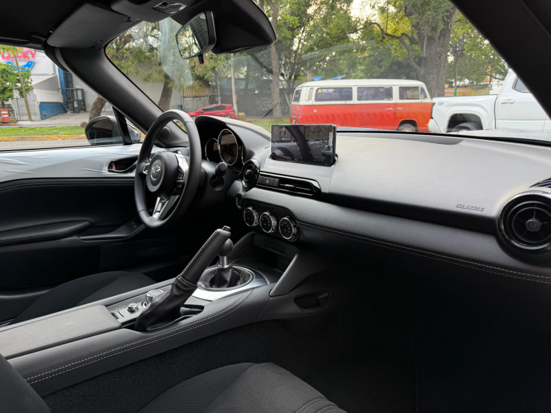 Mazda MX-5 sport 2025
