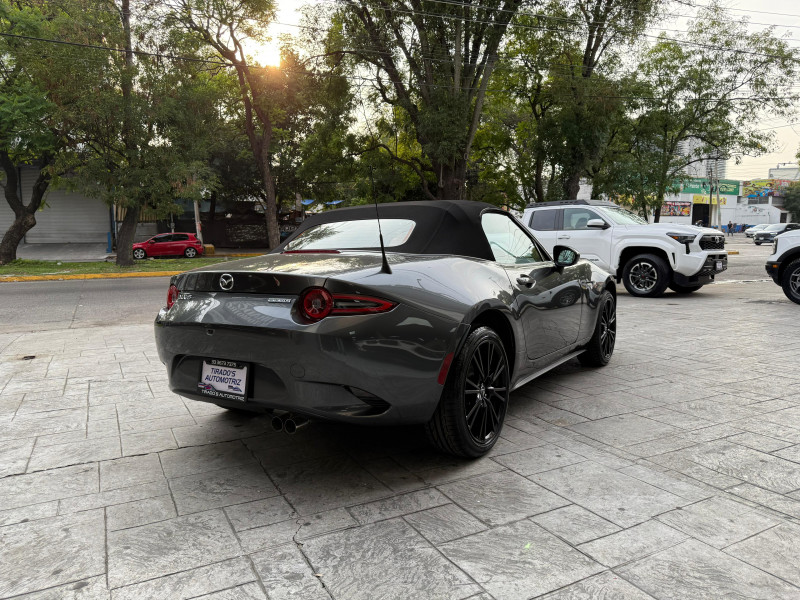 Mazda MX-5 sport 2025