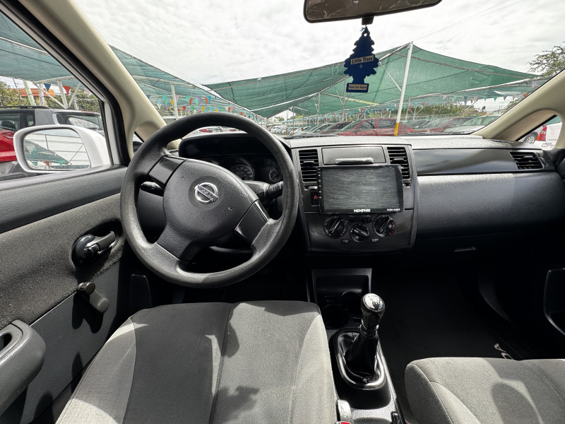 Nissan Tiida Comfort 2011