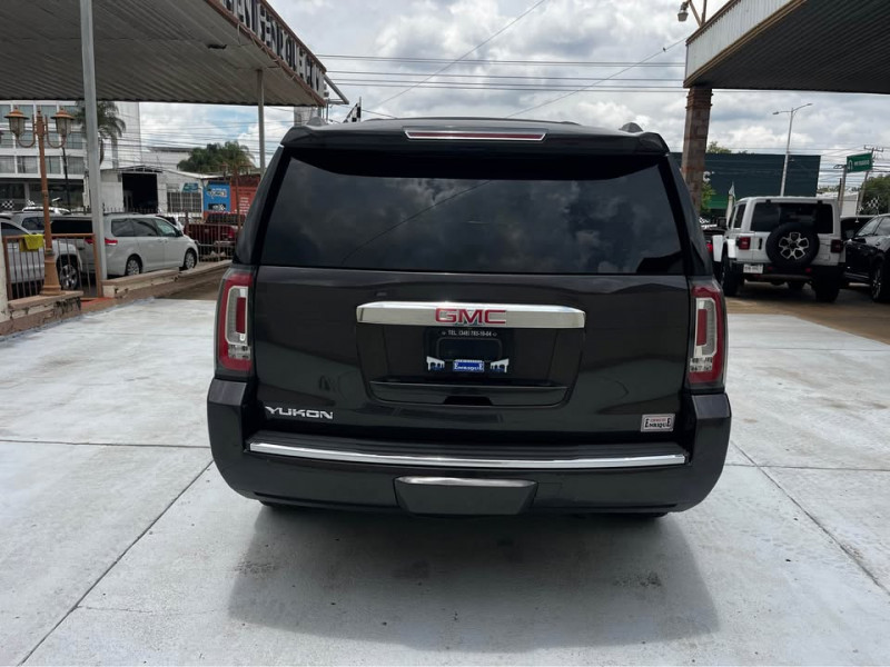 GMC Yukon Denali 2015