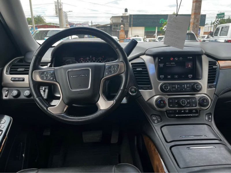 GMC Yukon Denali 2015