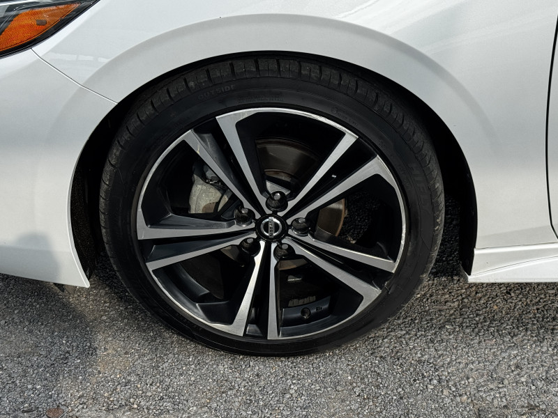 Nissan Sentra SR 2020