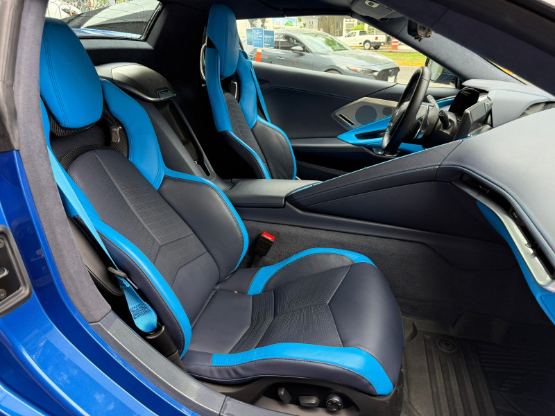 Chevrolet Corvette (C8) Stingray Z51 CONVERTIBLE 70 Aniversario 2023