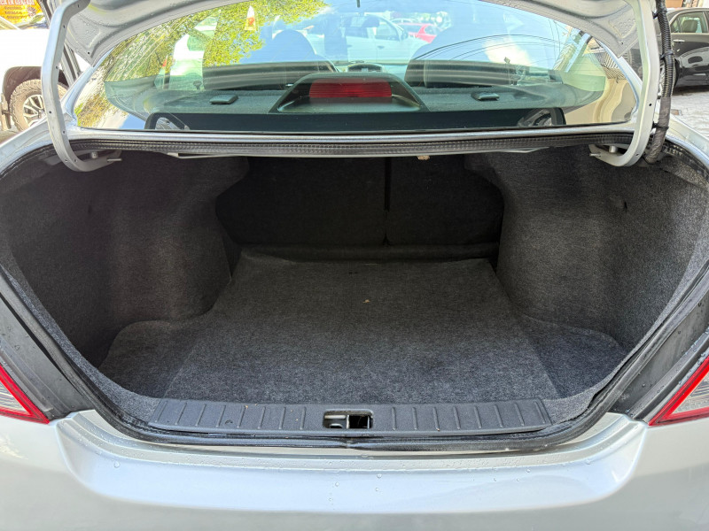 Nissan Versa advance 2017