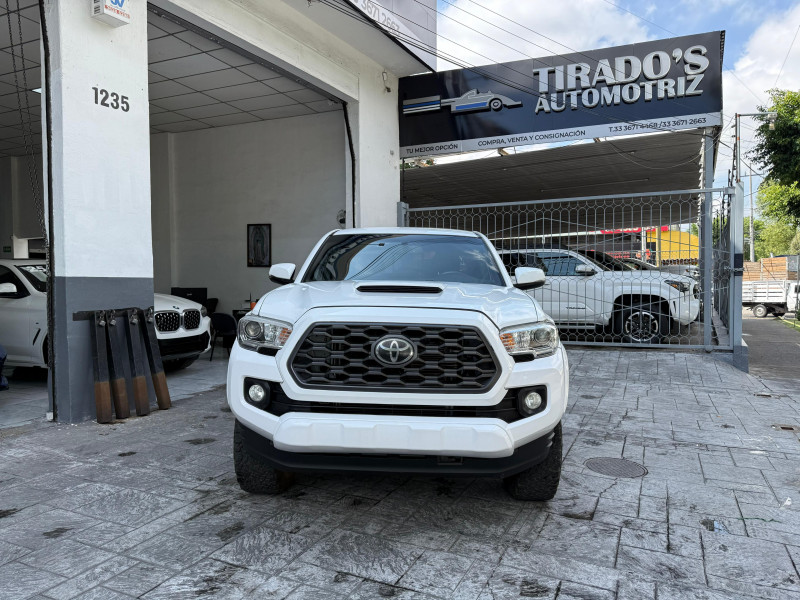 Toyota Tacoma trd 4x4 2020