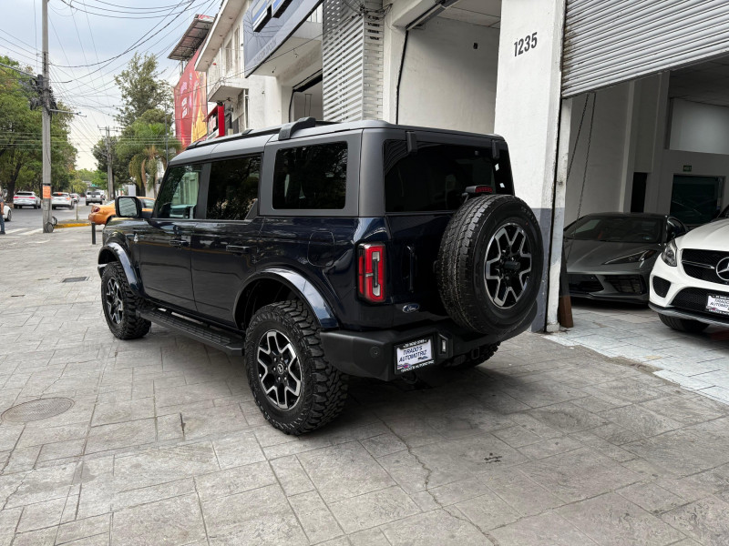 Ford Bronco OUTER BANKS 2021