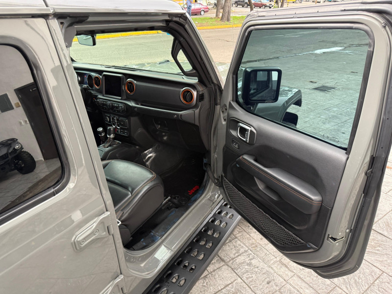Jeep Gladiator MOJAVE 4X4 2022