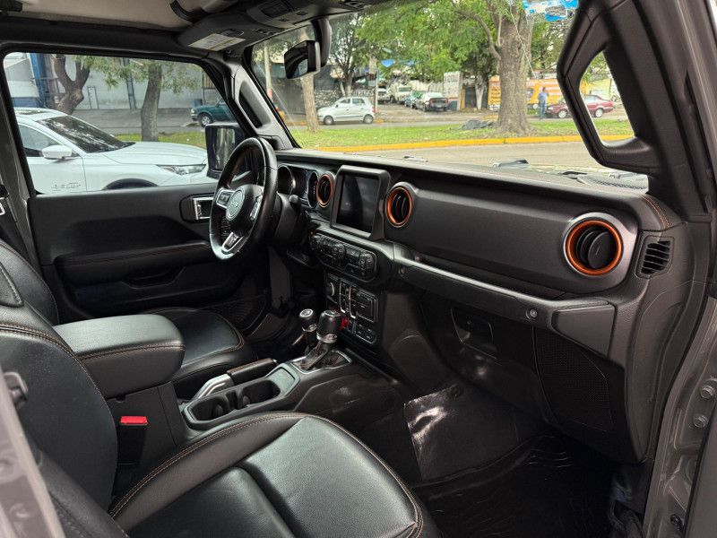 Jeep Gladiator MOJAVE 4X4 2022