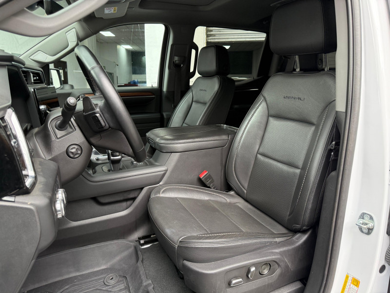 GMC Sierra DENALI 2023