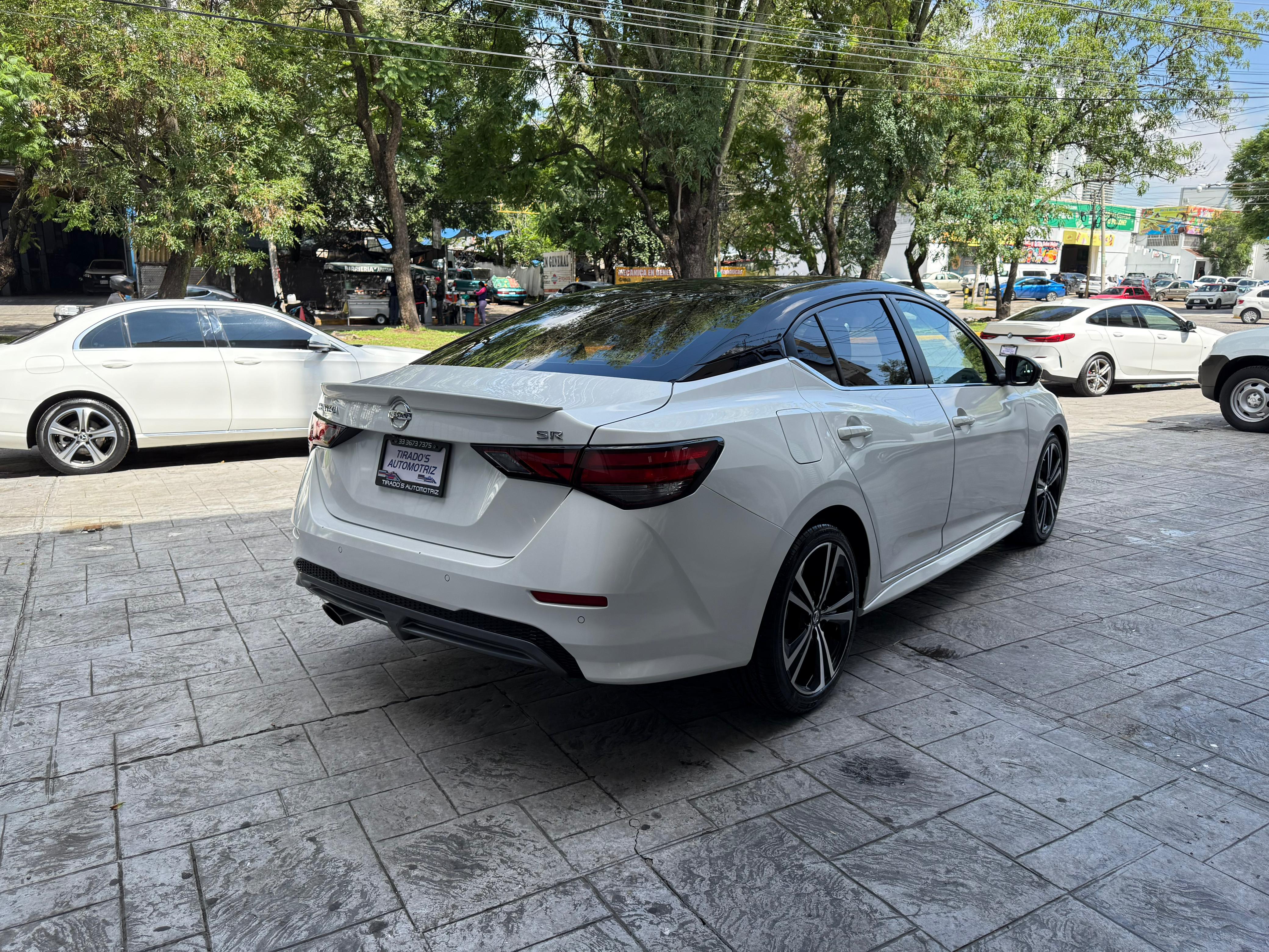 Nissan Sentra SR Platinum 2023