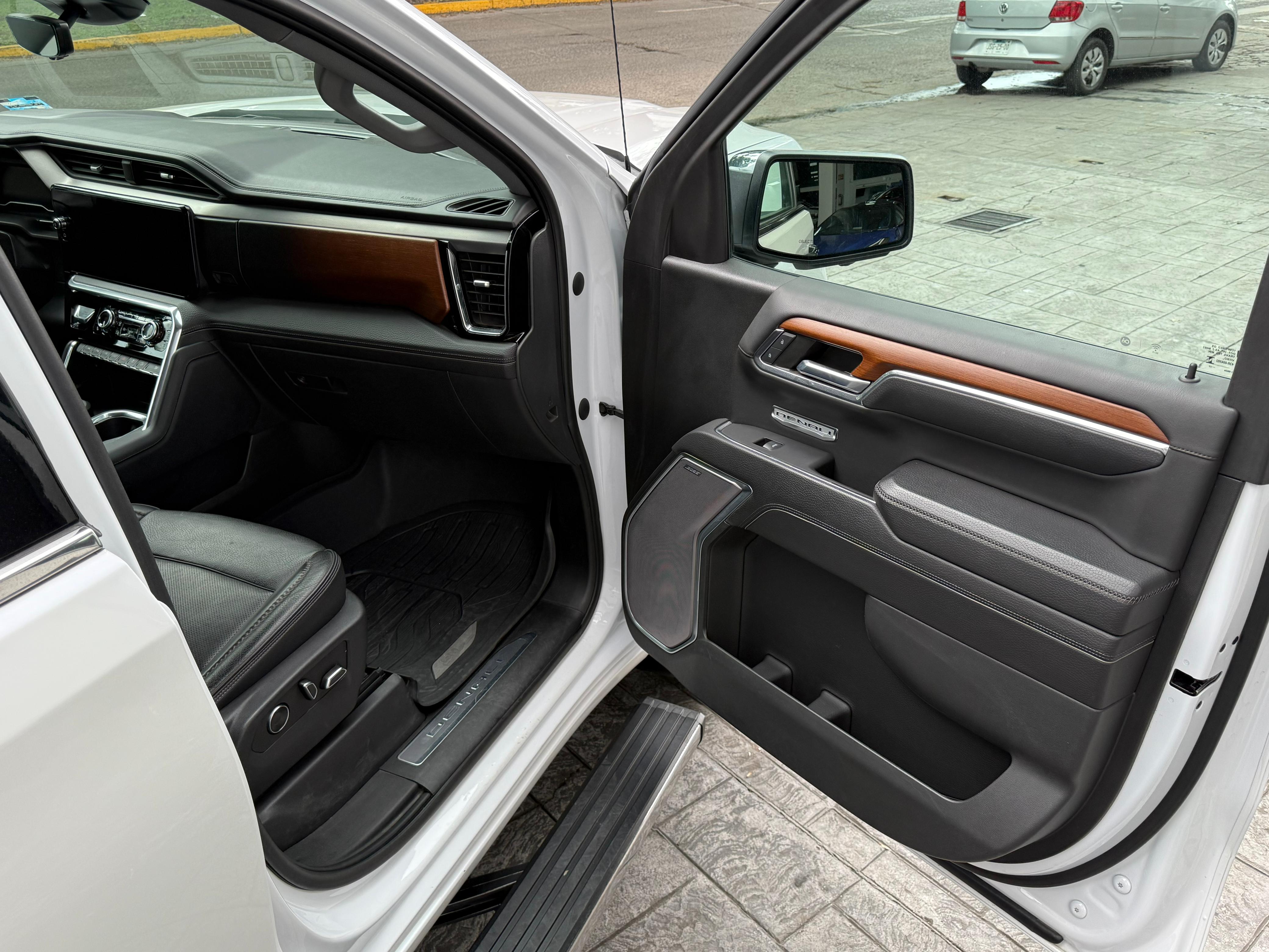 GMC Sierra SIERRA DENALY 2023