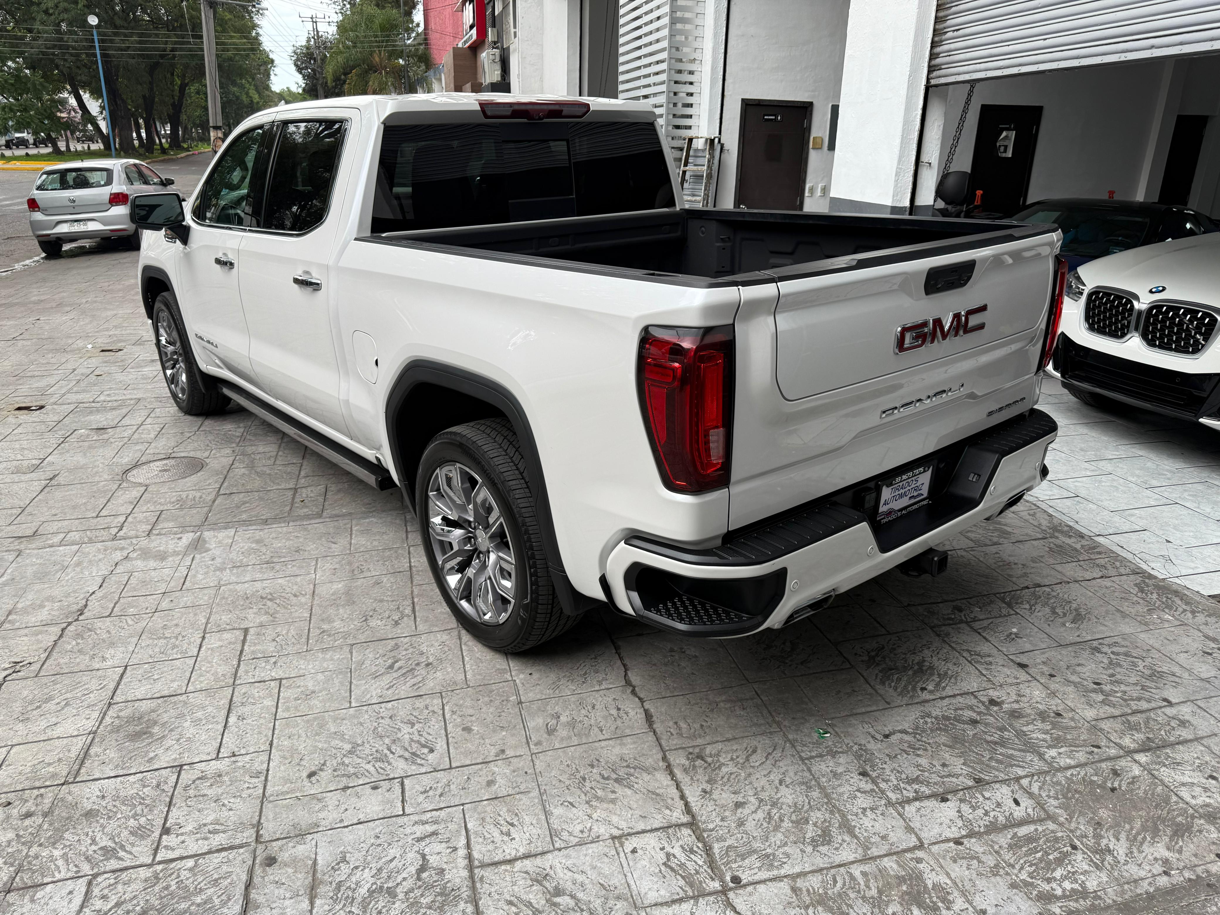 GMC Sierra SIERRA DENALY 2023