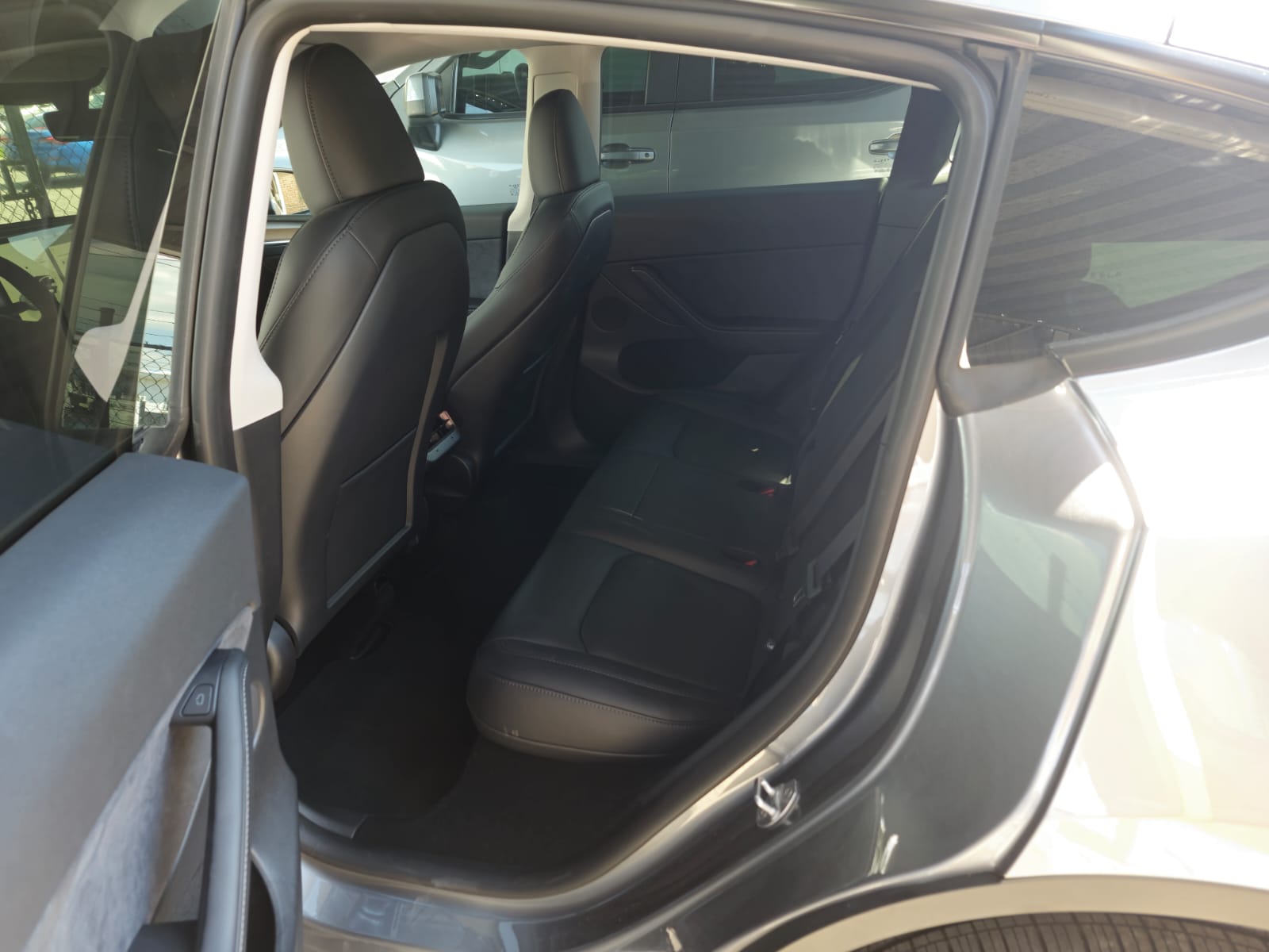 Tesla Model Y AUTONOMIA MAYOR 2025