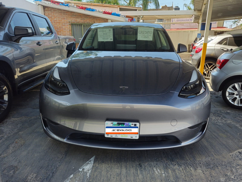 Tesla Model Y AUTONOMIA MAYOR 2025