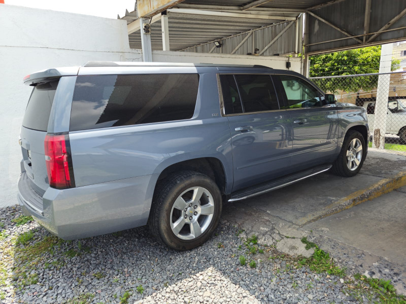 Chevrolet Suburban LTZ 2016