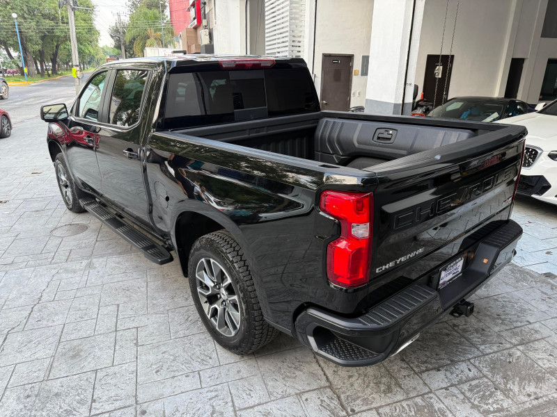 Chevrolet Cheyenne RST Z71 2024