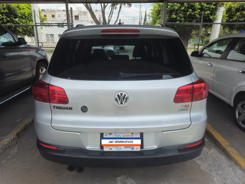 Volkswagen Tiguan Sport y Style 2013