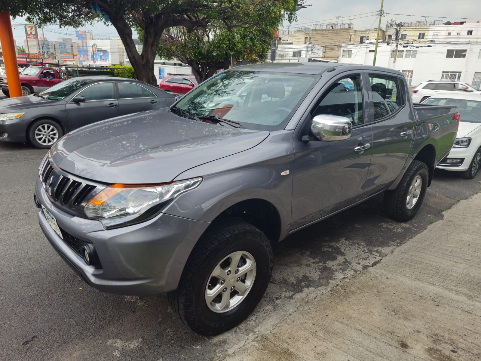 Mitsubishi L200 DIESEL 4X4 2017