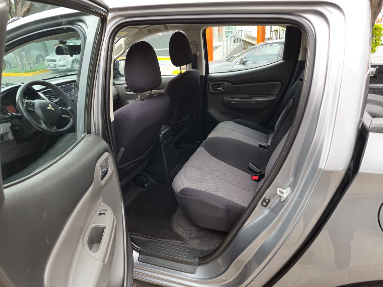 Mitsubishi L200 DIESEL 4X4 2017