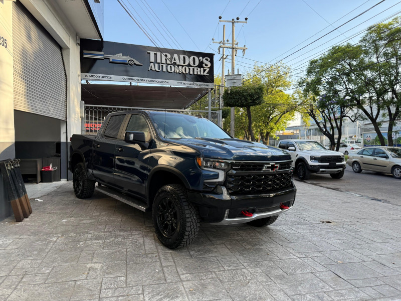 Chevrolet Cheyenne ZR2 2022