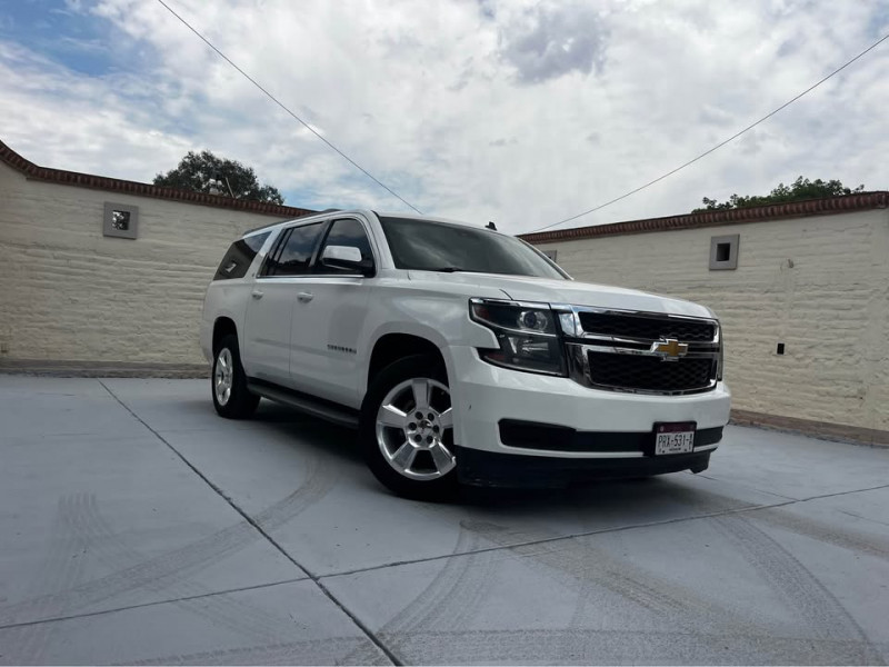 Chevrolet Suburban LT 2016