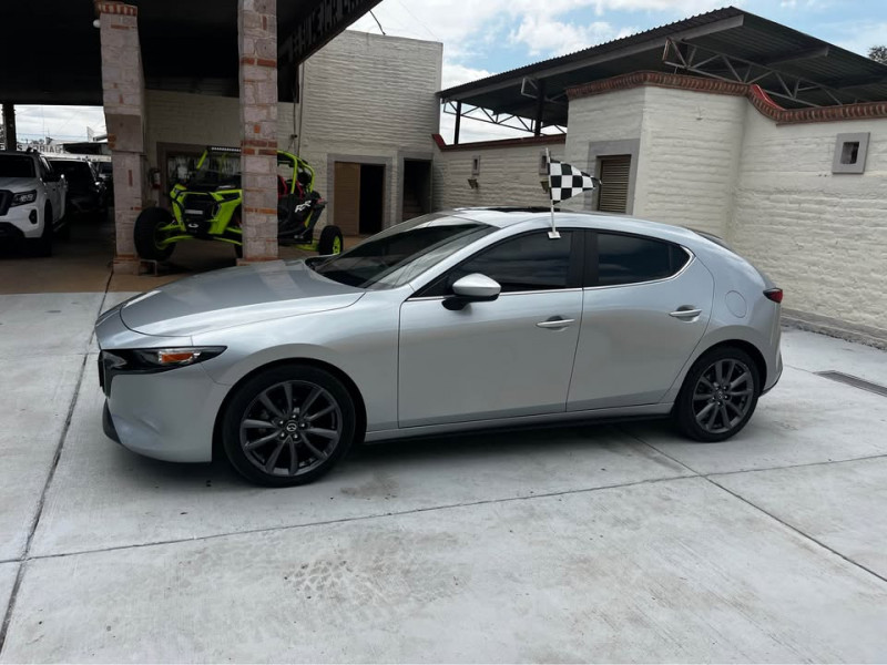 Mazda Mazda 3 SPORT 2023