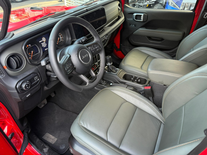Jeep Gladiator mojave 2025