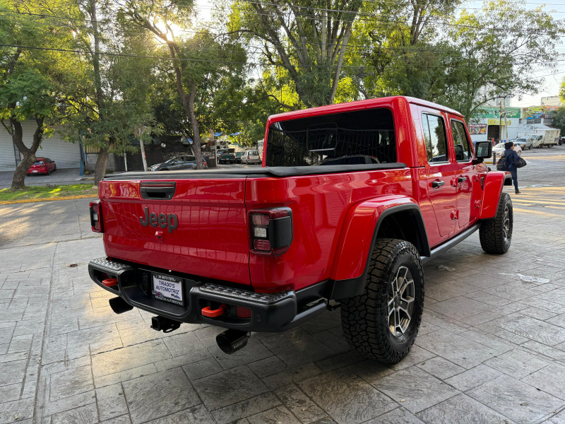Jeep Gladiator mojave 2025