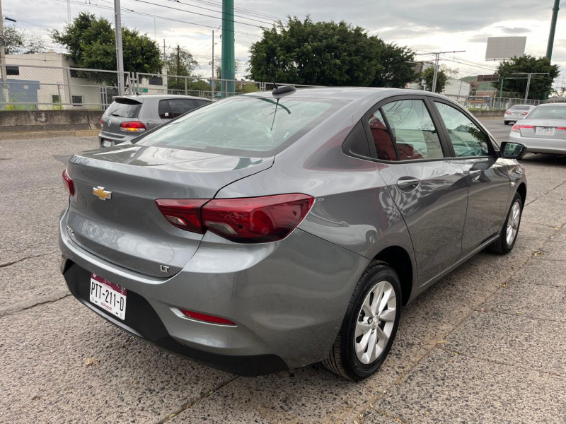 Chevrolet Onix LT 2021